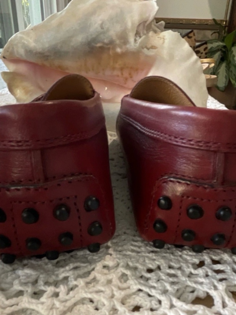 Tod's Women's Red Leather Loafer Slip-On Rubber Sole Shoes Size 7 - Picture 2 of 13